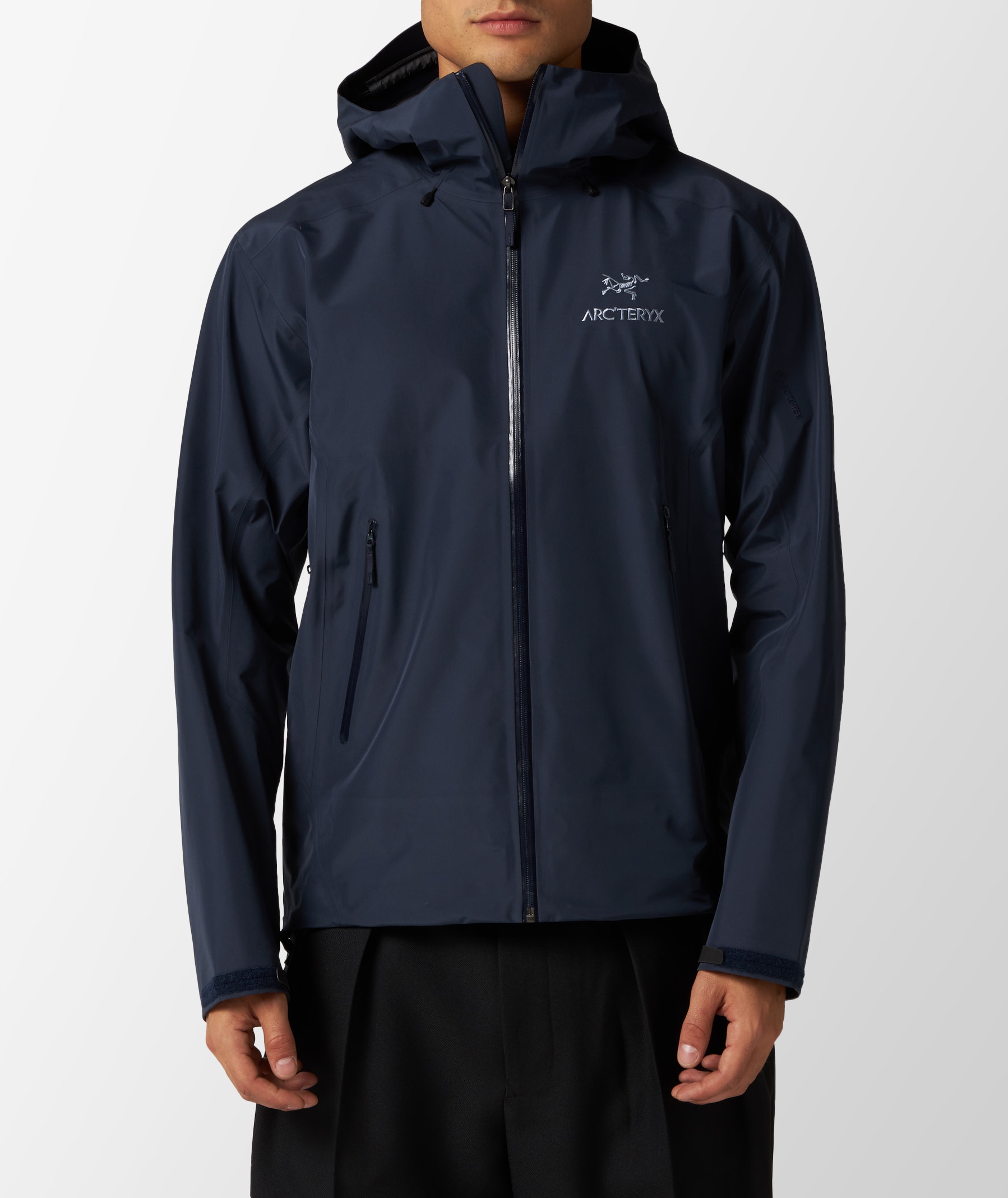 arcteryx-jacke-862zgu-1.jpg Arc'teryx Beta LT Jacket in Schwarz | SVD – Bild 1