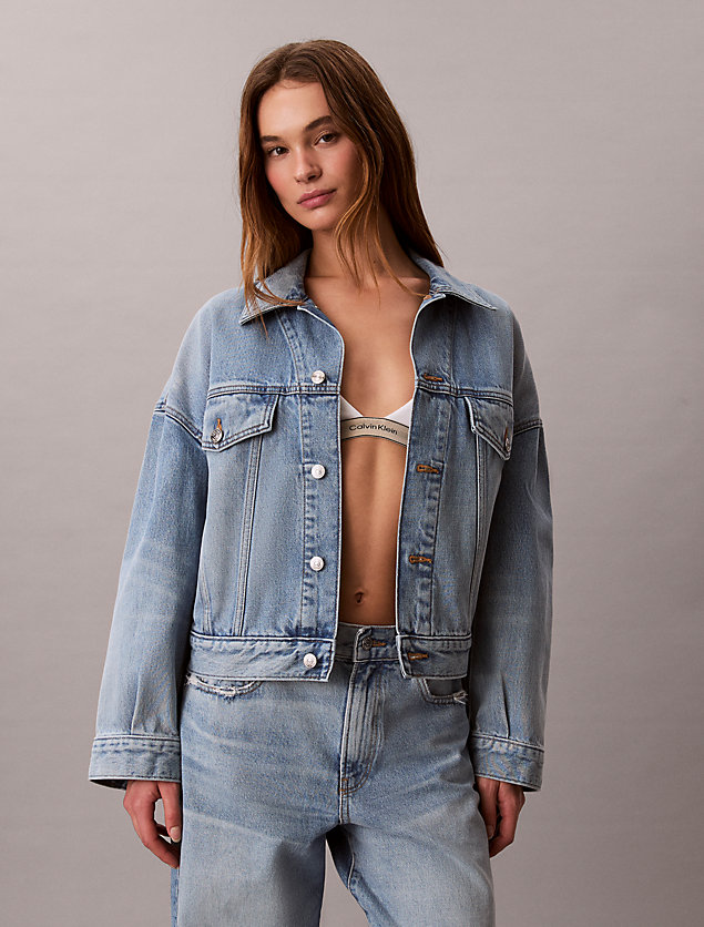 damen-jeansjacke-727wyx-1.jpg Jeansjacken für Damen Kurz, Schwarz und Mehr | Calvin Klein® – Bild 1
