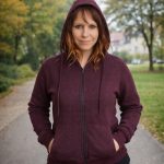 Damen Premium Jacke bedrucken lassen mit Schriften und Logos Textildruck Premium Frauenkleidung