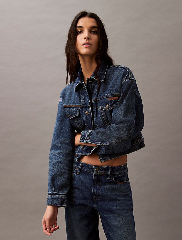 jeansjacke-damen-499bpx-1.jpg Jeansjacken für Damen Kurz, Schwarz und Mehr | Calvin Klein® – Bild 1