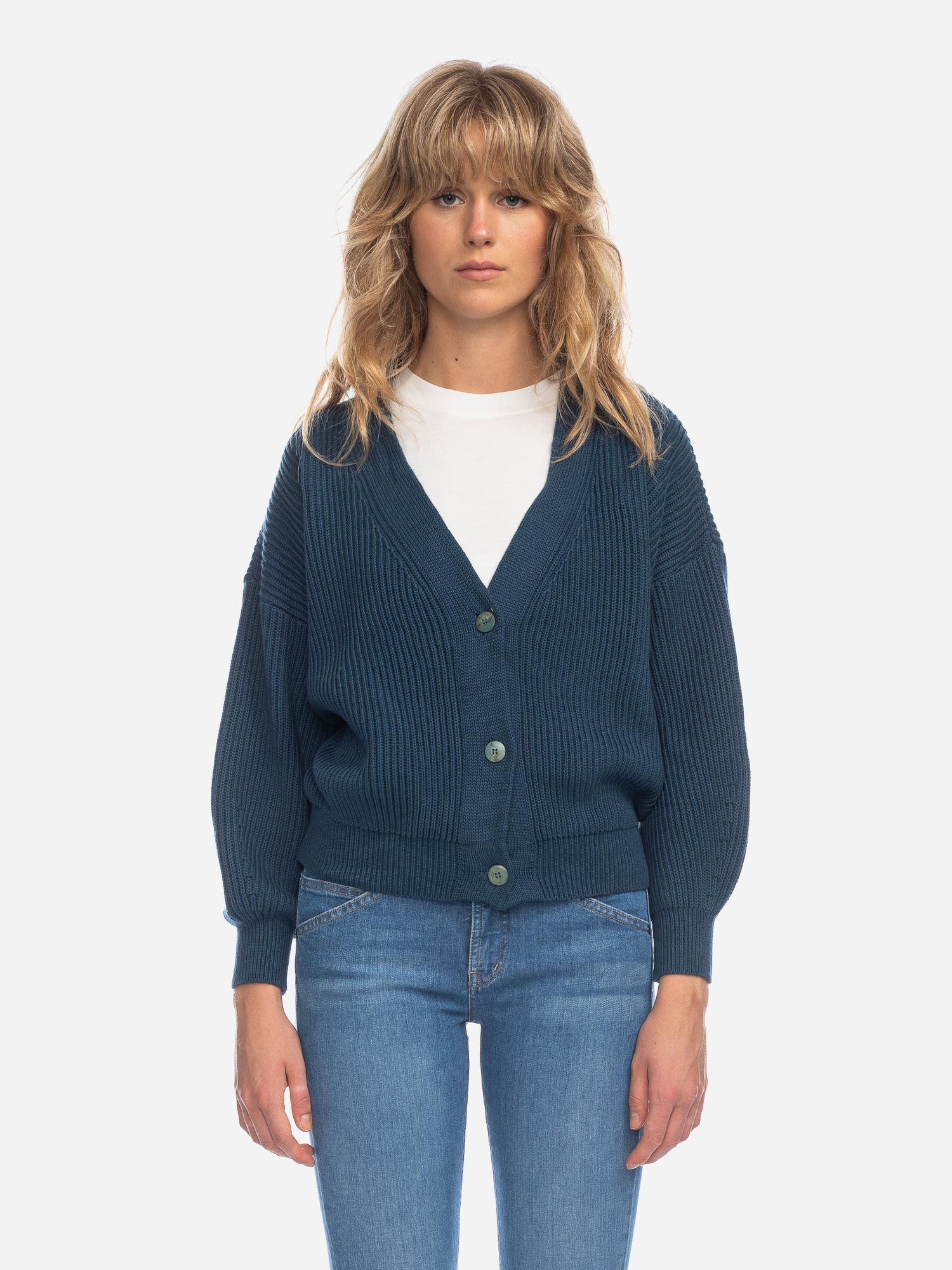 strickjacke-363yvv-1.jpg Smilla Kurzer Strick Cardigan mit Knöpfen aus Bio Baumwolle, blau, GOTS – Bild 1