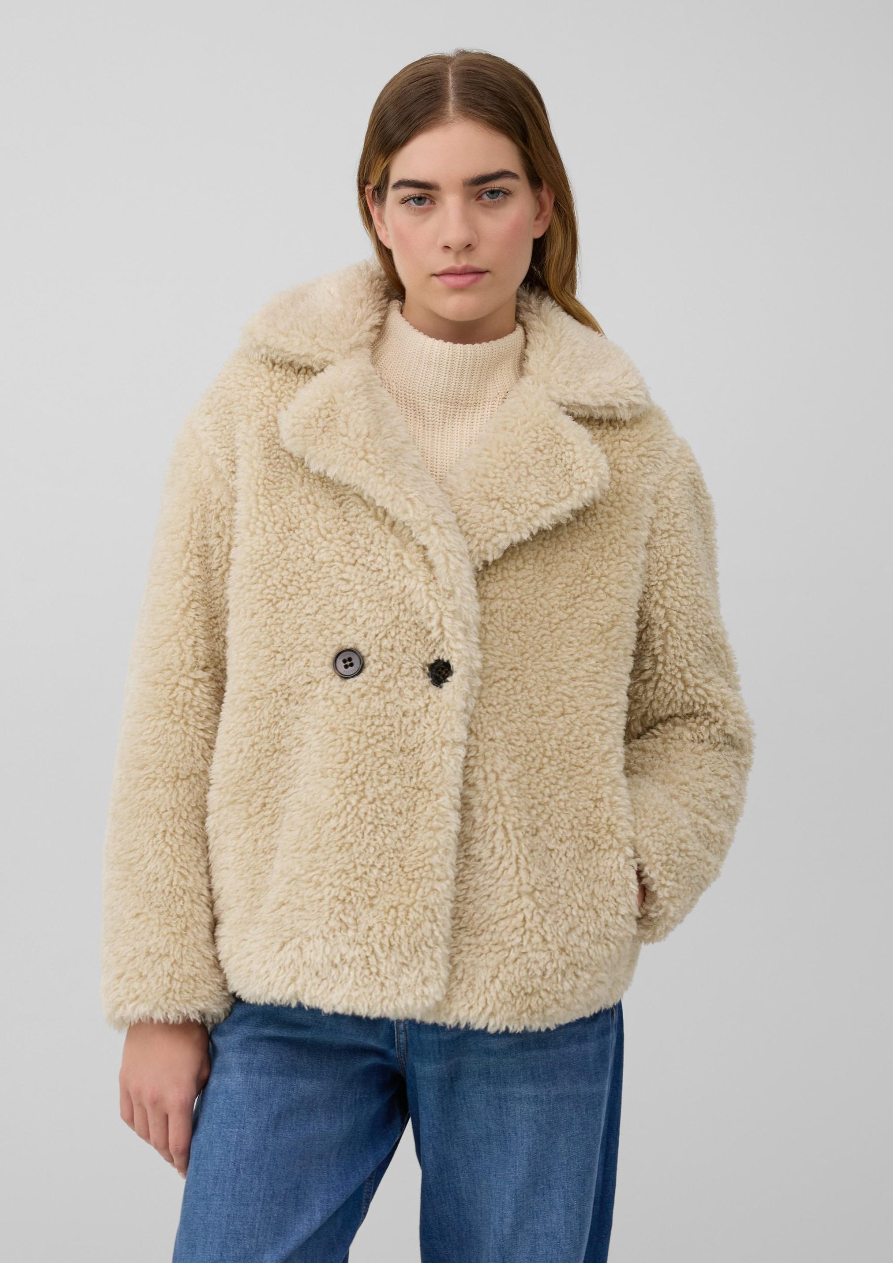teddy-jacke-damen-533hxb-1.jpg Teddy Jacke mit Eingrifftaschen Sandstein | s.Oliver – Bild 1