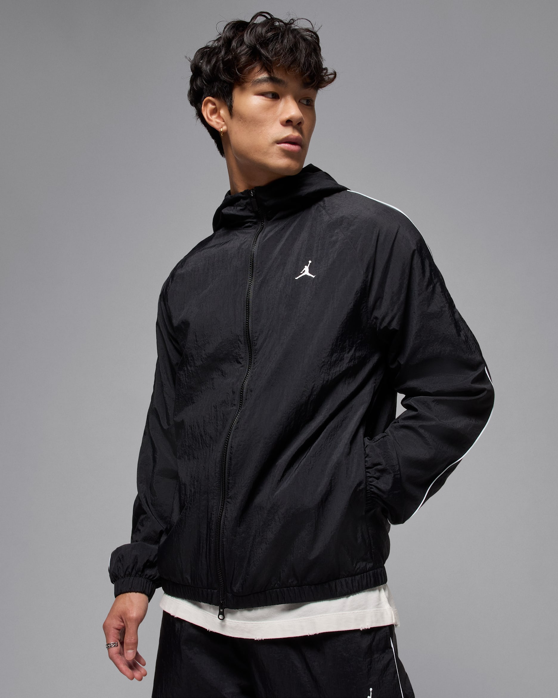 uebergangsjacke-herren-845sfb.jpg Jordan Sport Classic Jacke (Herren). Nike DE – Bild 1