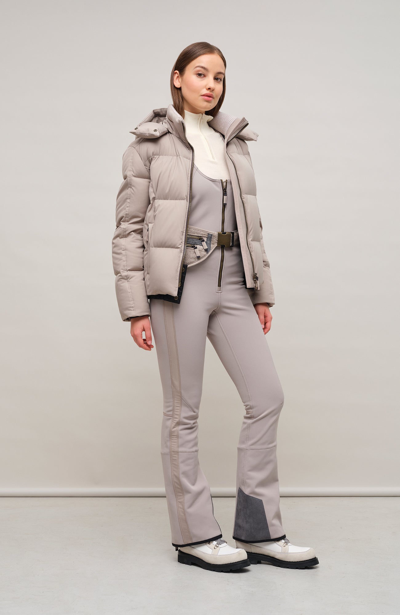winterjacke-535lrq-1.jpg Luxuriöse Winterjacke aus Light Italian Nylon | Daunenjacke Damen – Frauenschuh.com – Bild 1